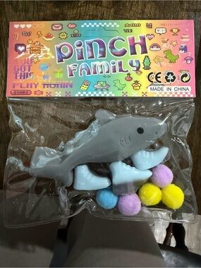 Pinch Family Taba squishy Grey Shark Toy Pack with Pastel Poms